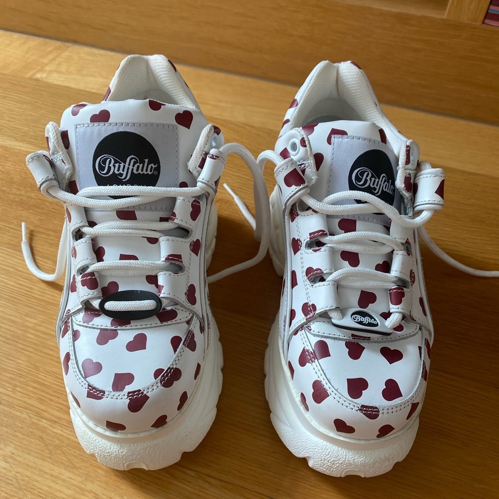 Buffalo London Platform Sneaker